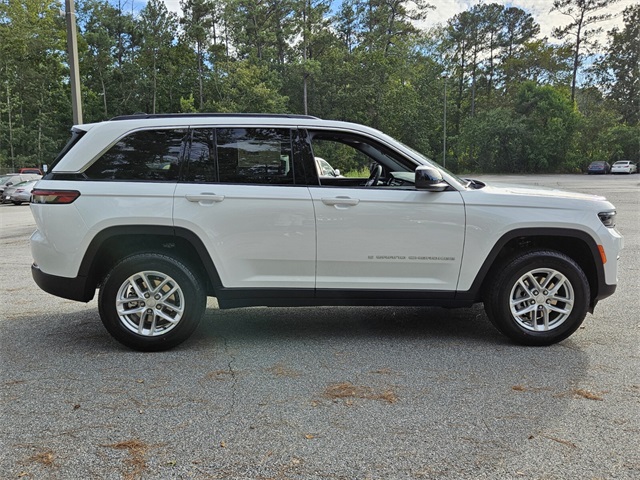 2025 Jeep Grand Cherokee Laredo X photo 11