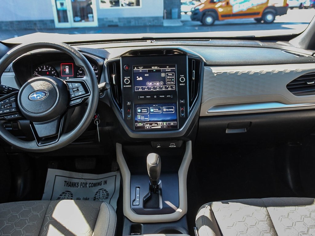 2025 Subaru Forester Base photo 10