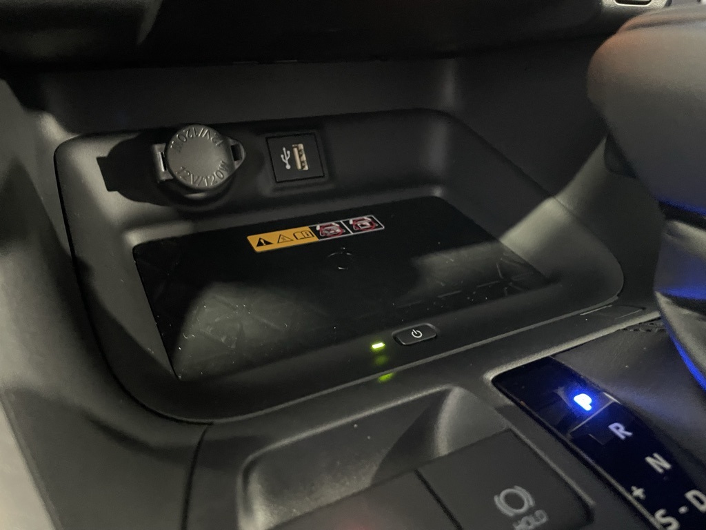 2024 Toyota RAV4 Hybrid SE photo 40