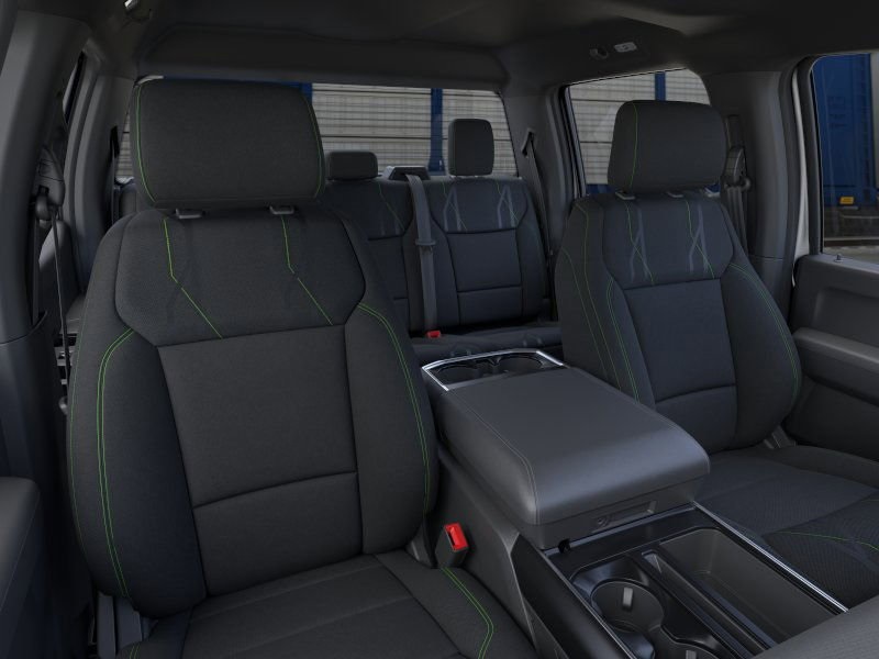 2025 Ford F-150 STX photo 4
