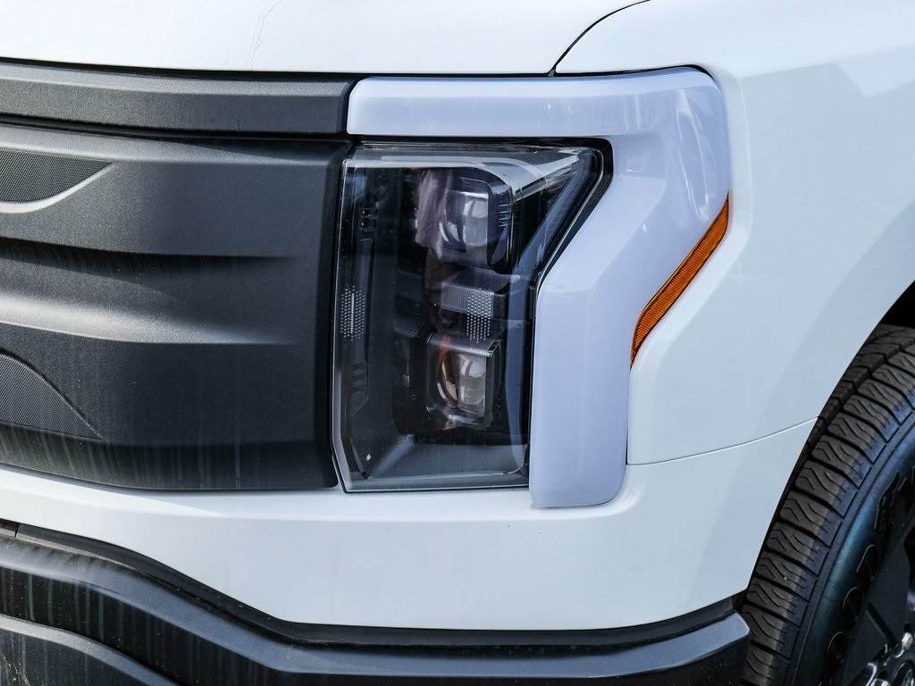 2024 Ford F-150 Lightning photo 5