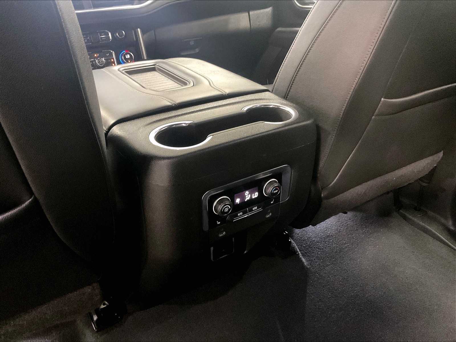 2022 Chevrolet Tahoe LT photo 25