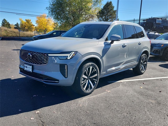 2025 Volvo EX90 Ultra's photo