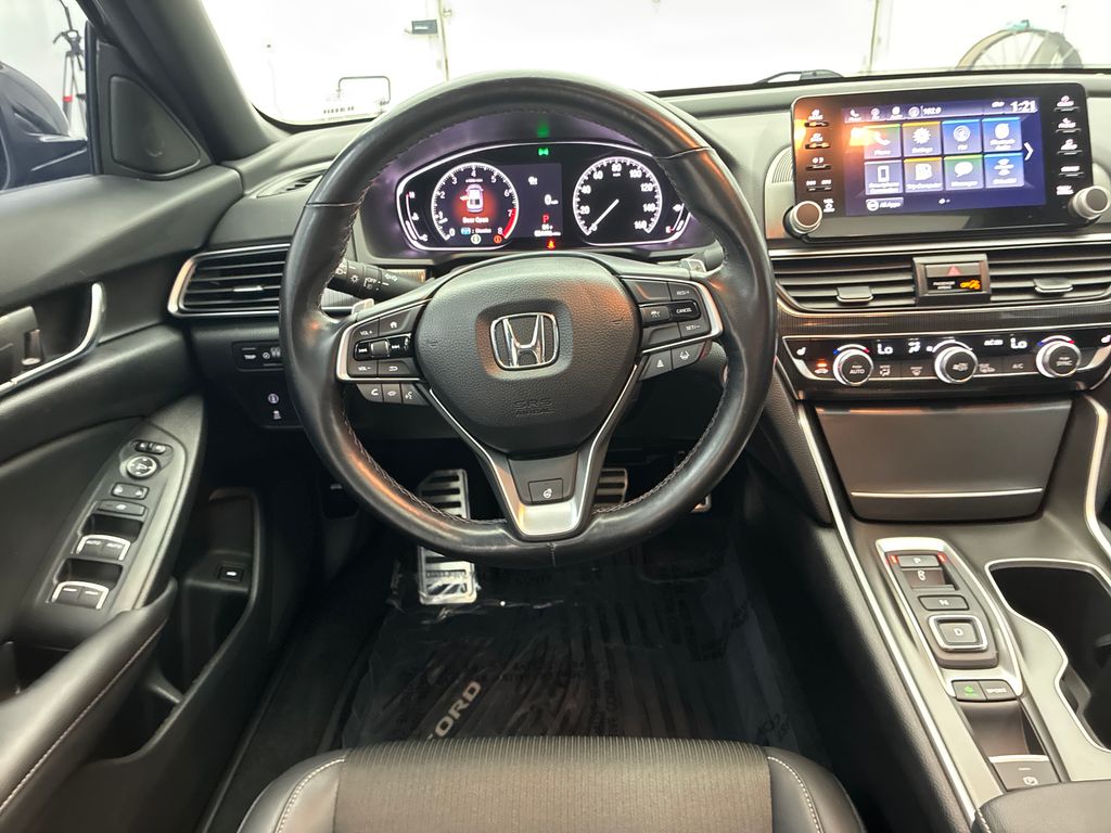2022 Honda Accord Sport 2.0T photo 13