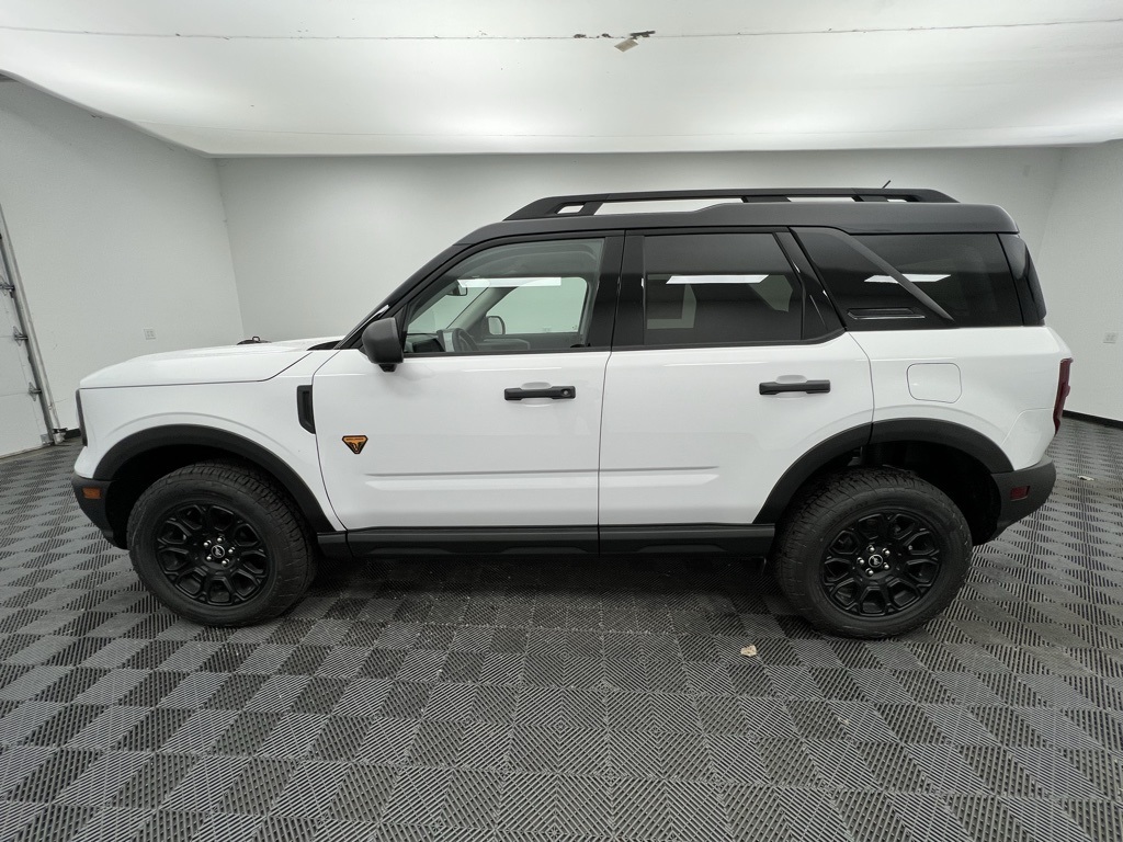 2025 Ford Bronco Sport Badlands photo 2