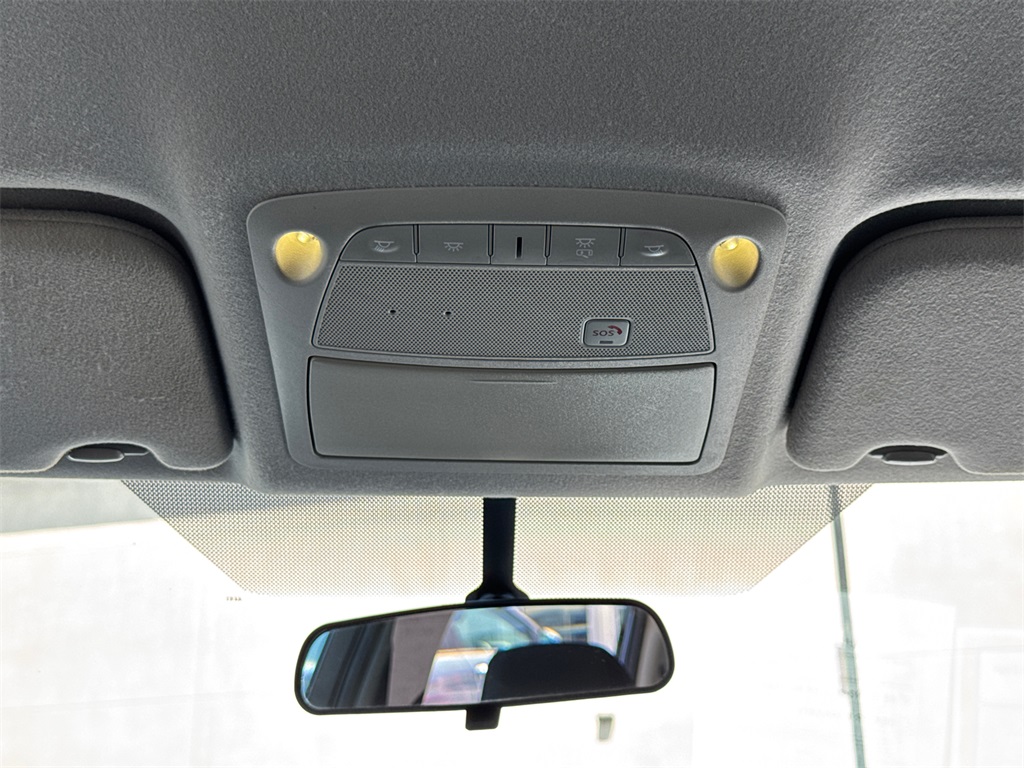 2019 Nissan Leaf SV photo 21