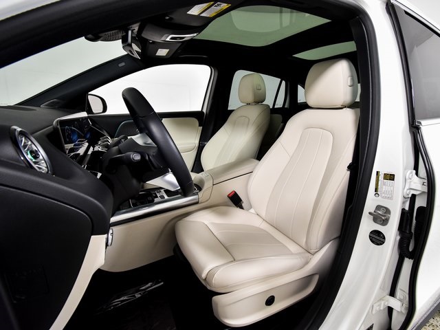 2025 Mercedes Benz GLA 250 photo 4