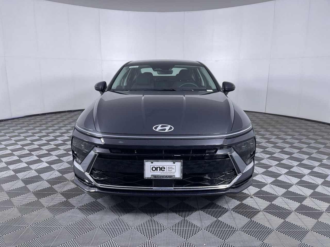 2025 Hyundai Sonata Hybrid SE photo 2