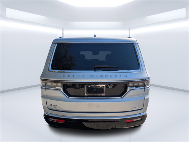 2022 Jeep Grand Wagoneer I photo 3