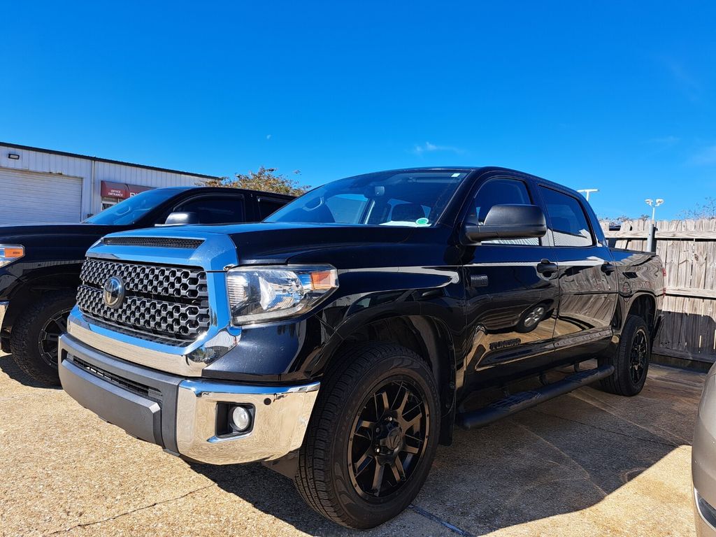 2021 Toyota Tundra SR5's photo