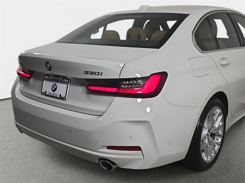 2025 Bmw 330i xDrive Sedan photo 33