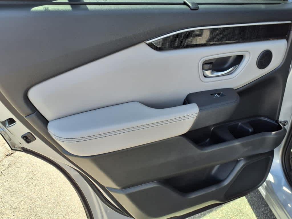 2024 Honda Pilot Elite photo 8