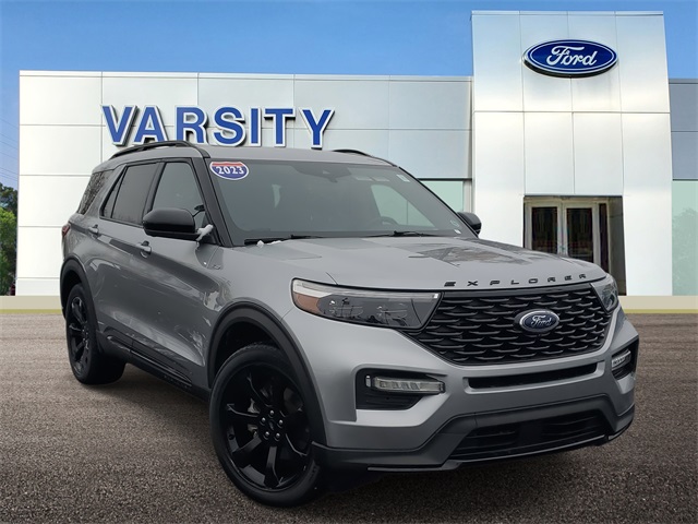 2023 Ford Explorer ST-LINE's photo