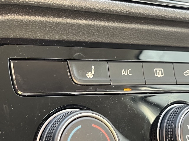 2023 Volkswagen Taos S photo 8