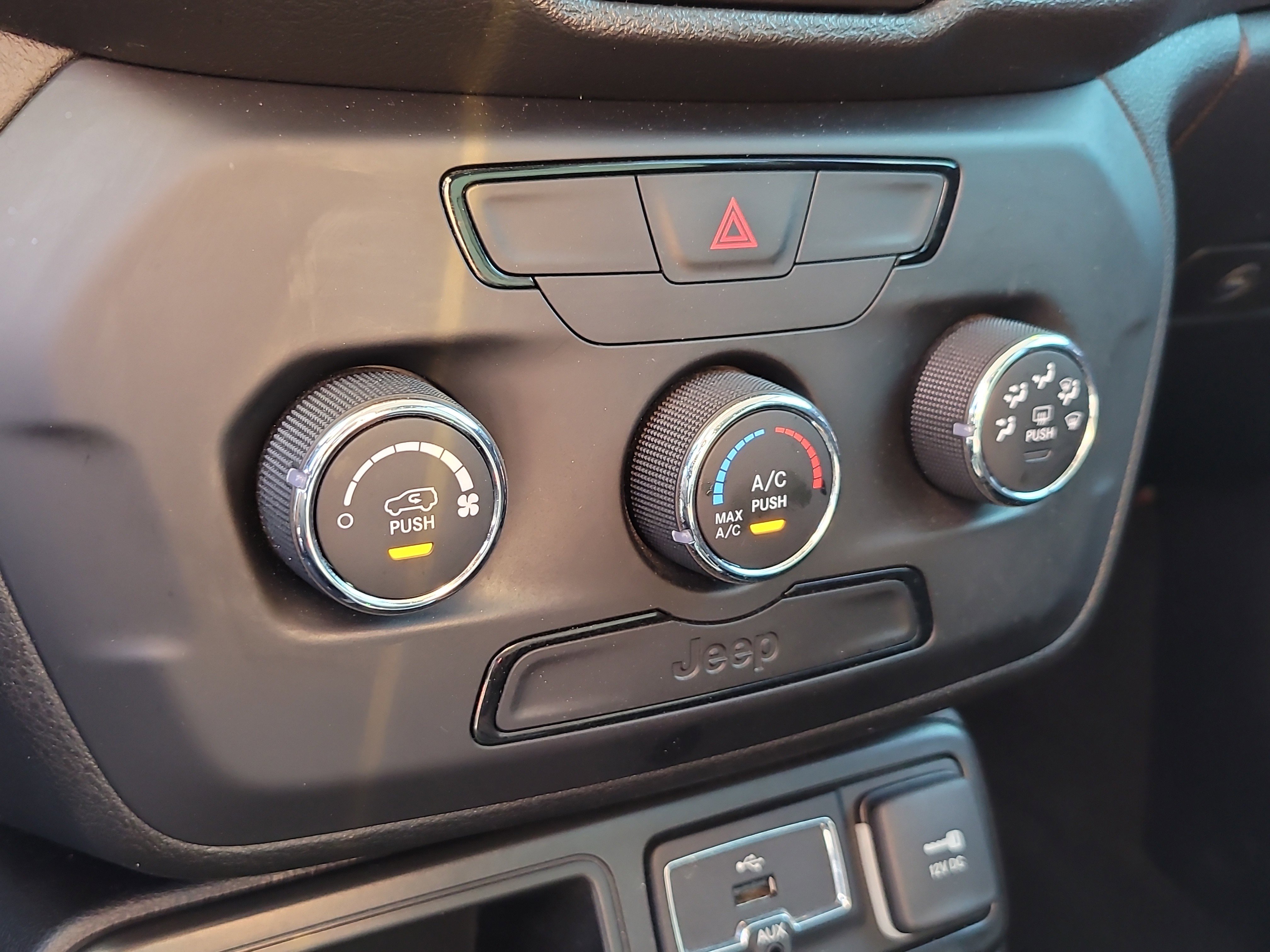 2020 Jeep Renegade Sport photo 4