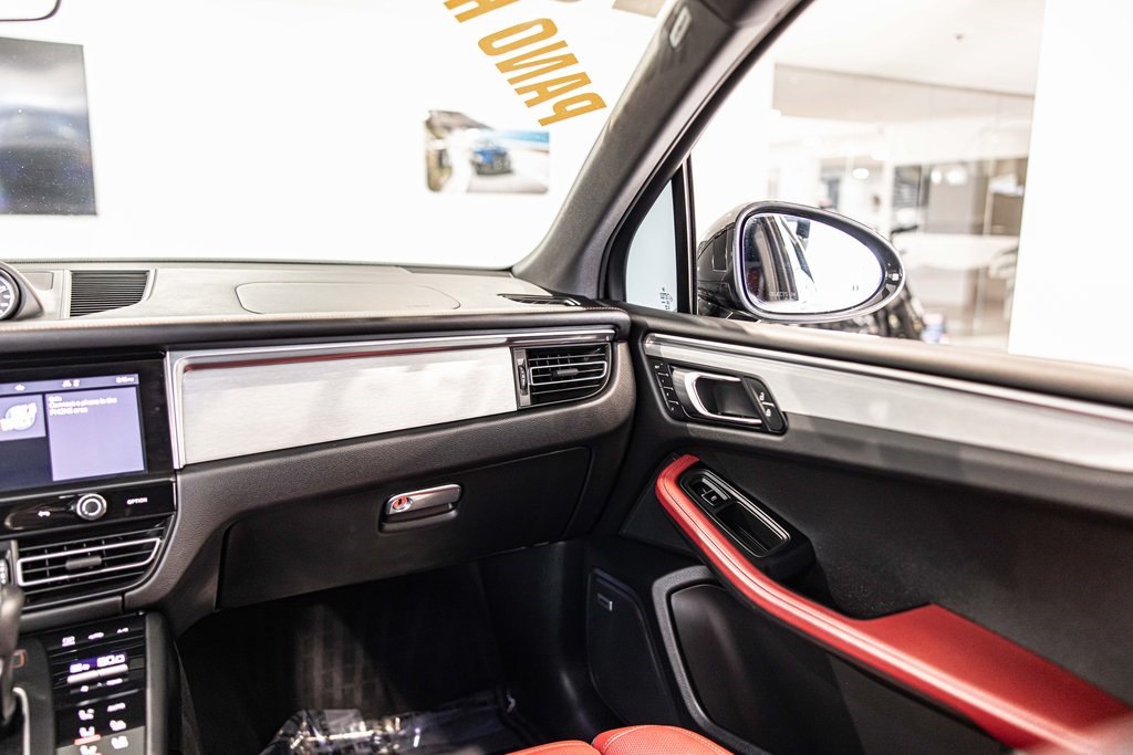 2023 PORSCHE MACAN - Image 39