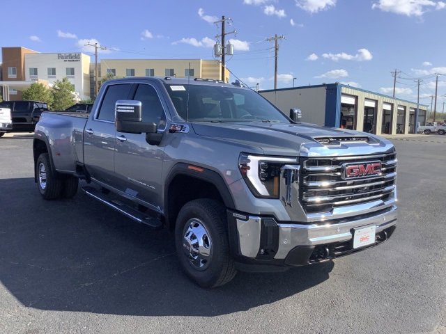 2026 GMC Sierra 3500HD SLT's photo