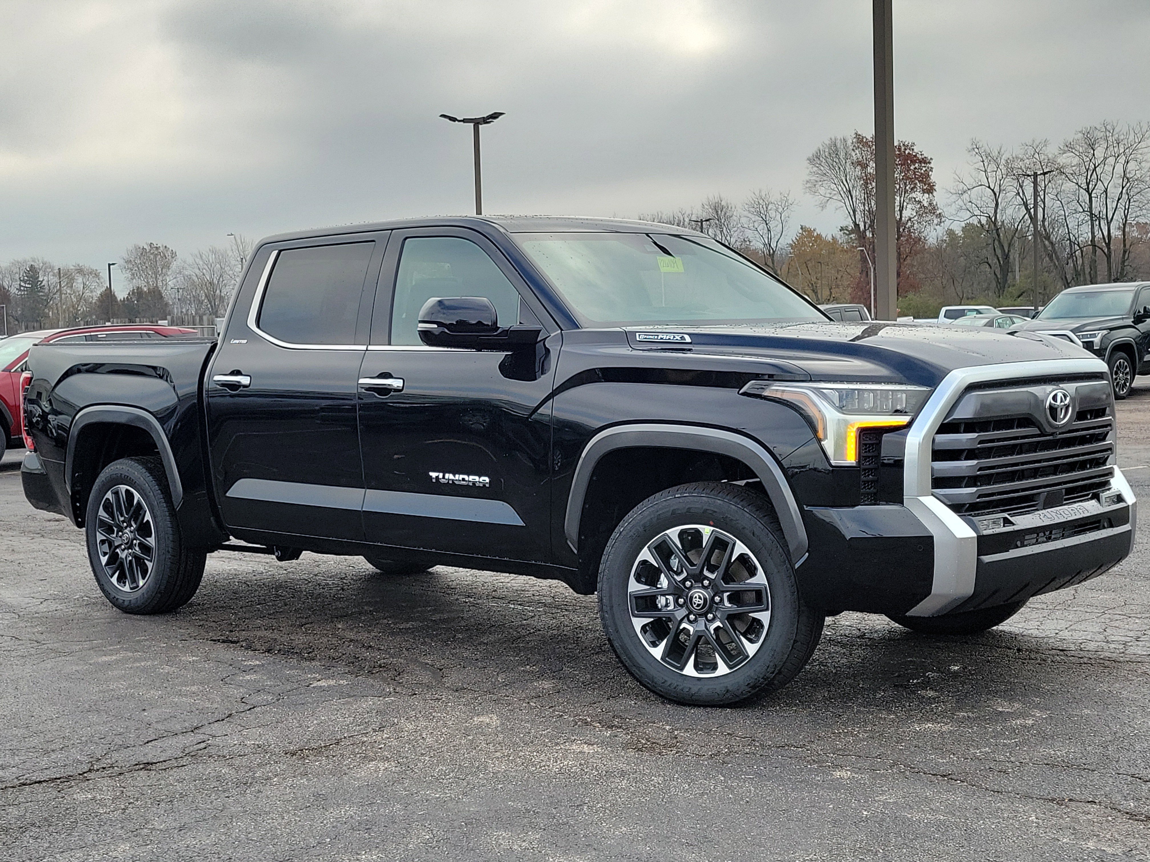 2026 Toyota Tundra Limited's photo