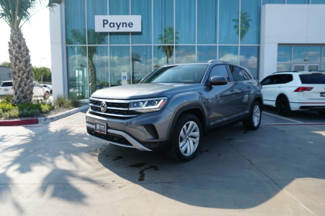 2022 Volkswagen Atlas Cross Sport SE w/Tech's photo