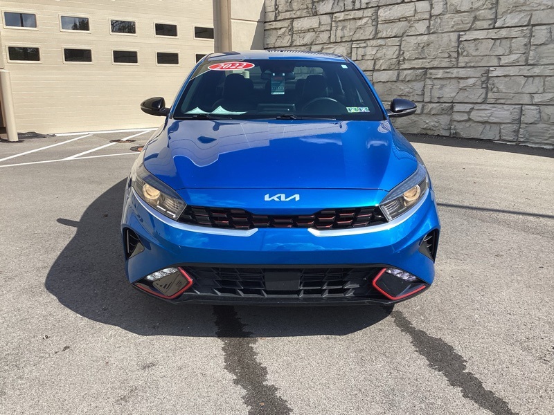 2022 Kia Forte GT-Line photo 2