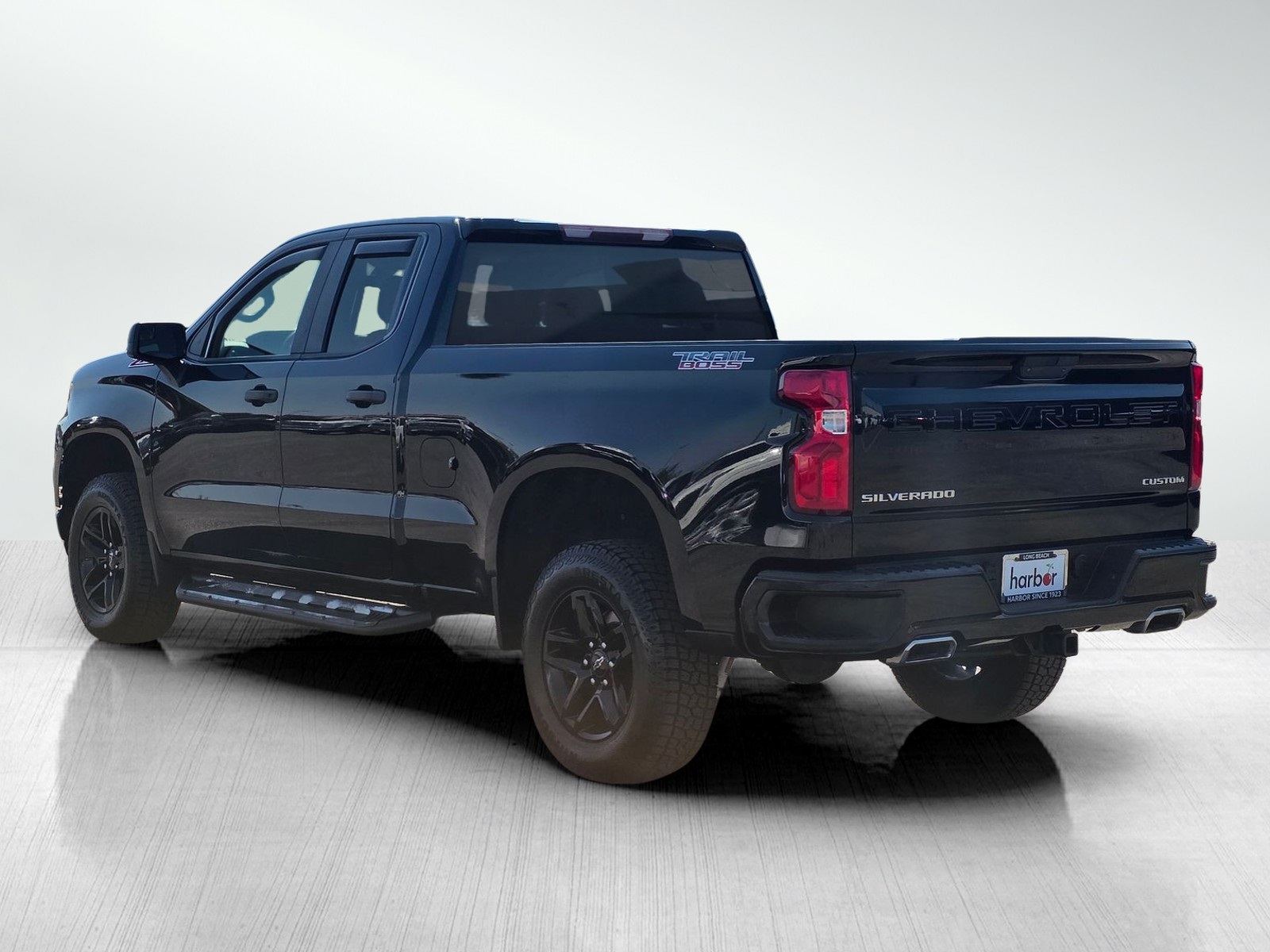 2019 Chevrolet Silverado 1500 Custom Trail Boss photo 5