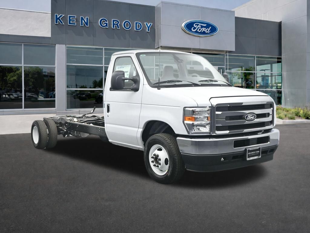 2026 Ford E-Series Cutaway