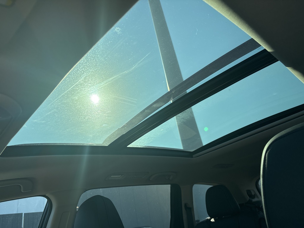 2025 Subaru Ascent Onyx Edition Touring photo 25