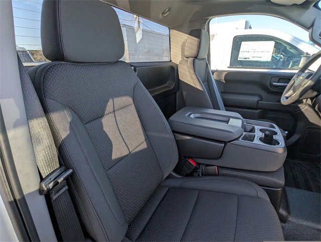 2025 Chevrolet Silverado 1500 photo 6