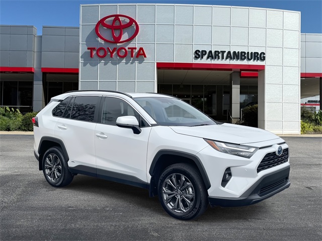 2024 Toyota RAV4 XLE Premium's photo