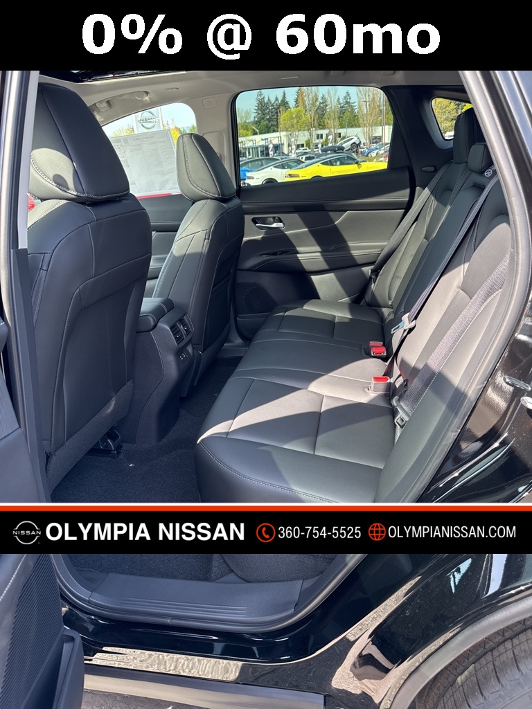 2025 Nissan Murano SL photo 15