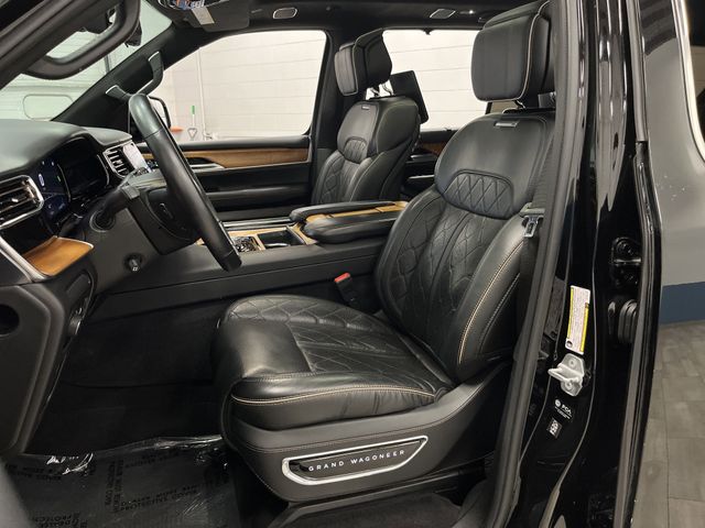 2022 Jeep Grand Wagoneer III photo 4