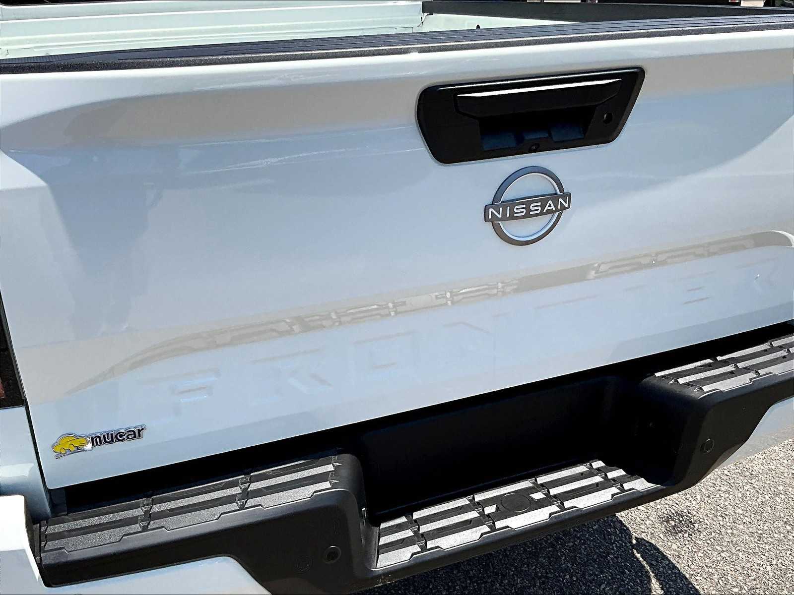 2025 Nissan Frontier SV photo 27
