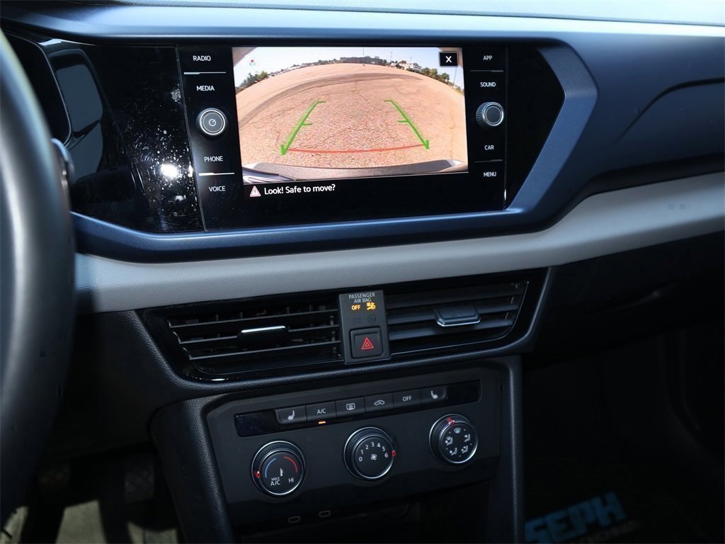 2022 Volkswagen Taos SE photo 15