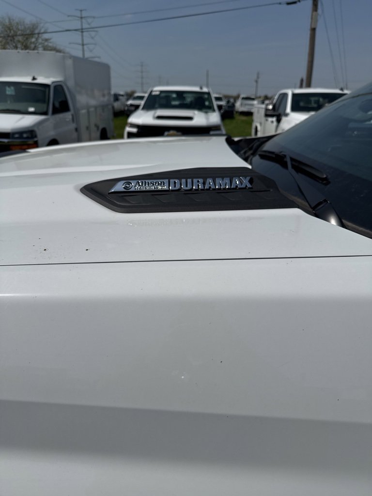 2024 Chevrolet Silverado 3500HD photo 6