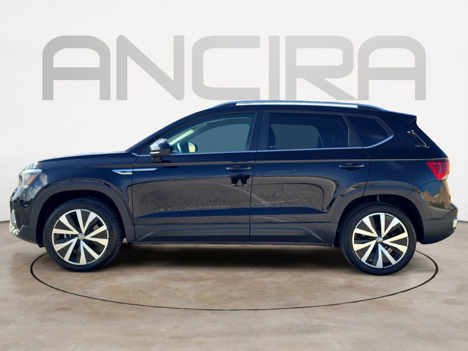 2024 Volkswagen Taos SE photo 7