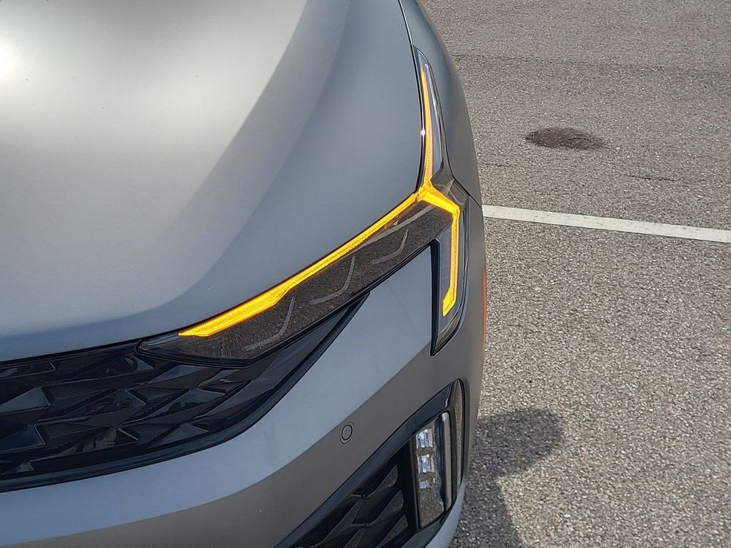 2026 Kia K5 GT photo 9