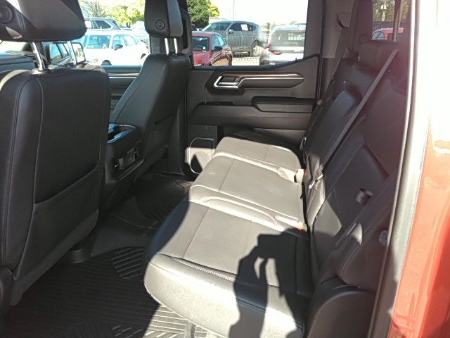 2023 Chevrolet Silverado 1500 LT Trail Boss photo 11