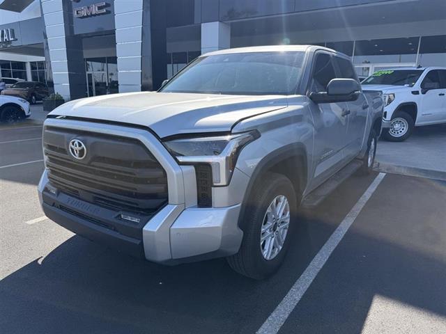 2024 Toyota Tundra SR5 photo 2