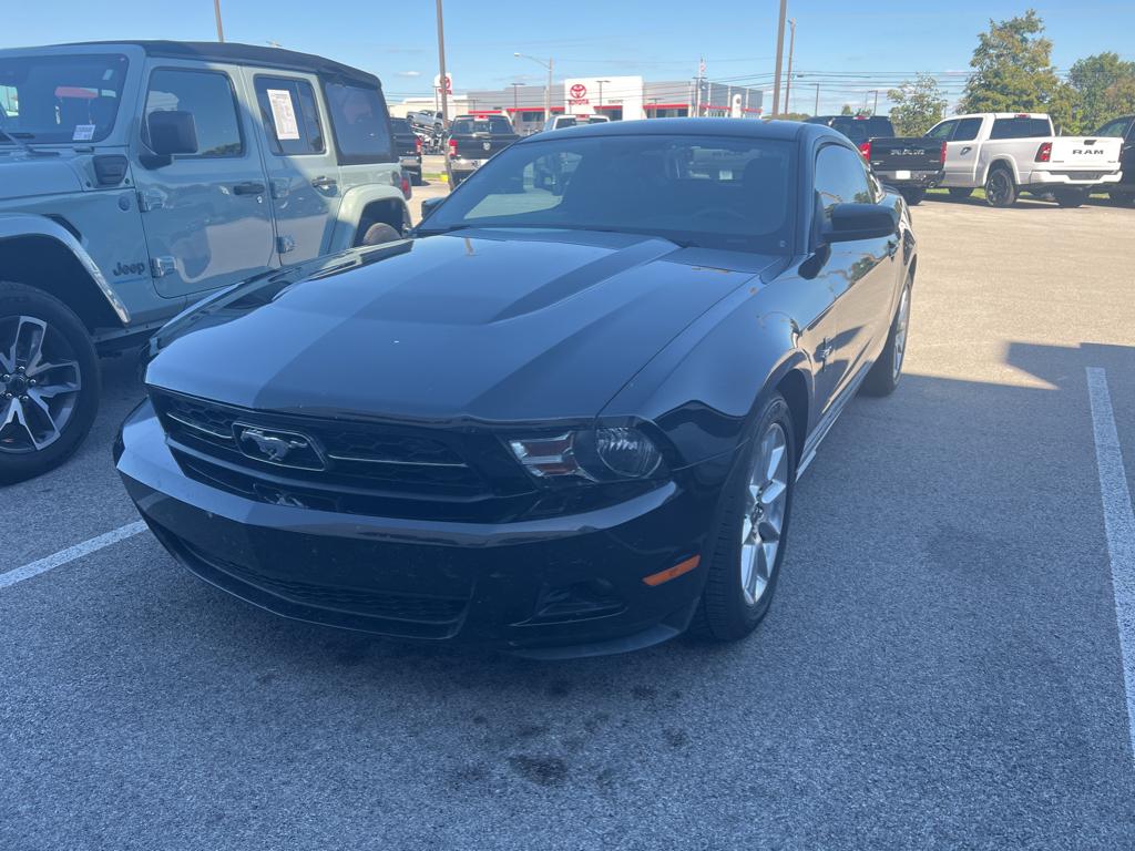 2010 Ford Mustang V6's photo