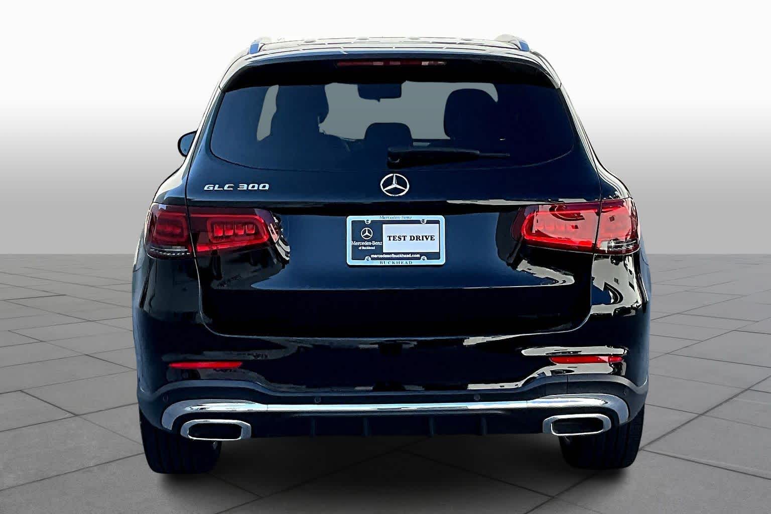 2022 Mercedes Benz GLC 300 photo 3