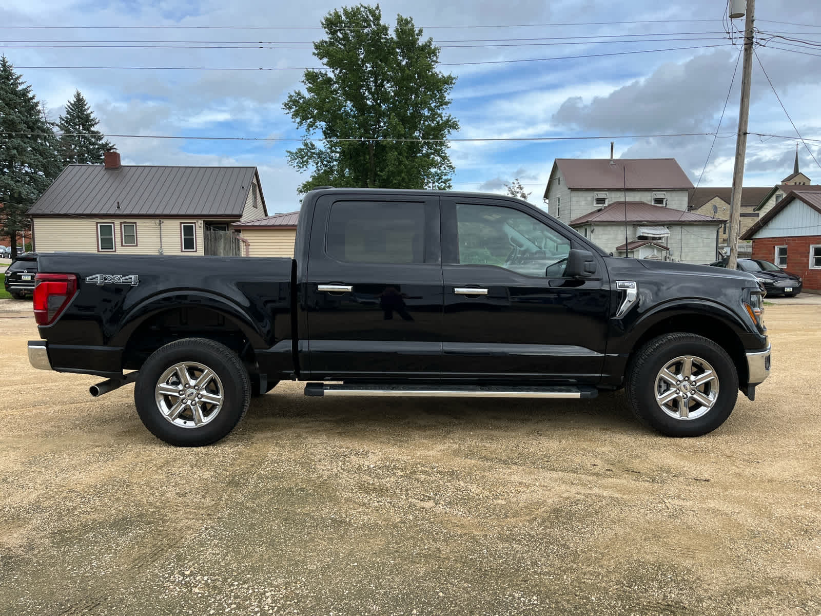 2024 Ford F-150 XLT photo 5