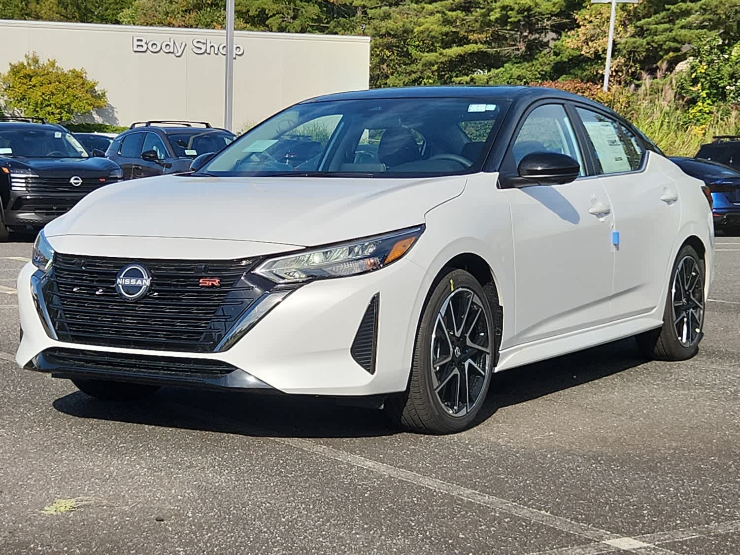 2025 Nissan Sentra SR's photo