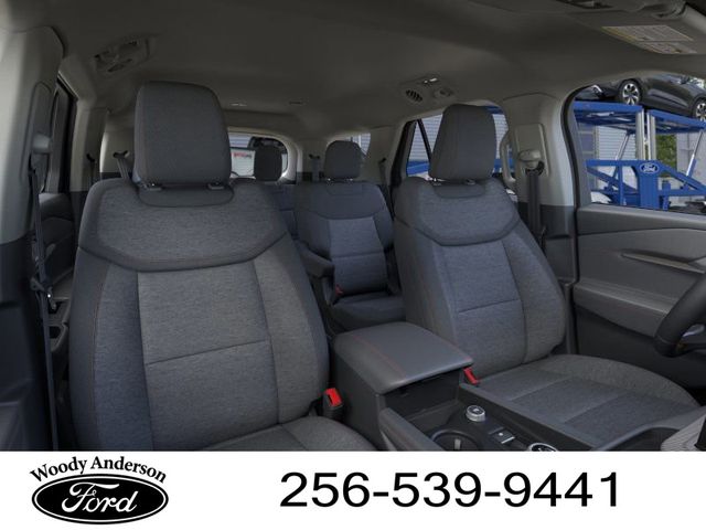 2025 Ford Explorer photo 8