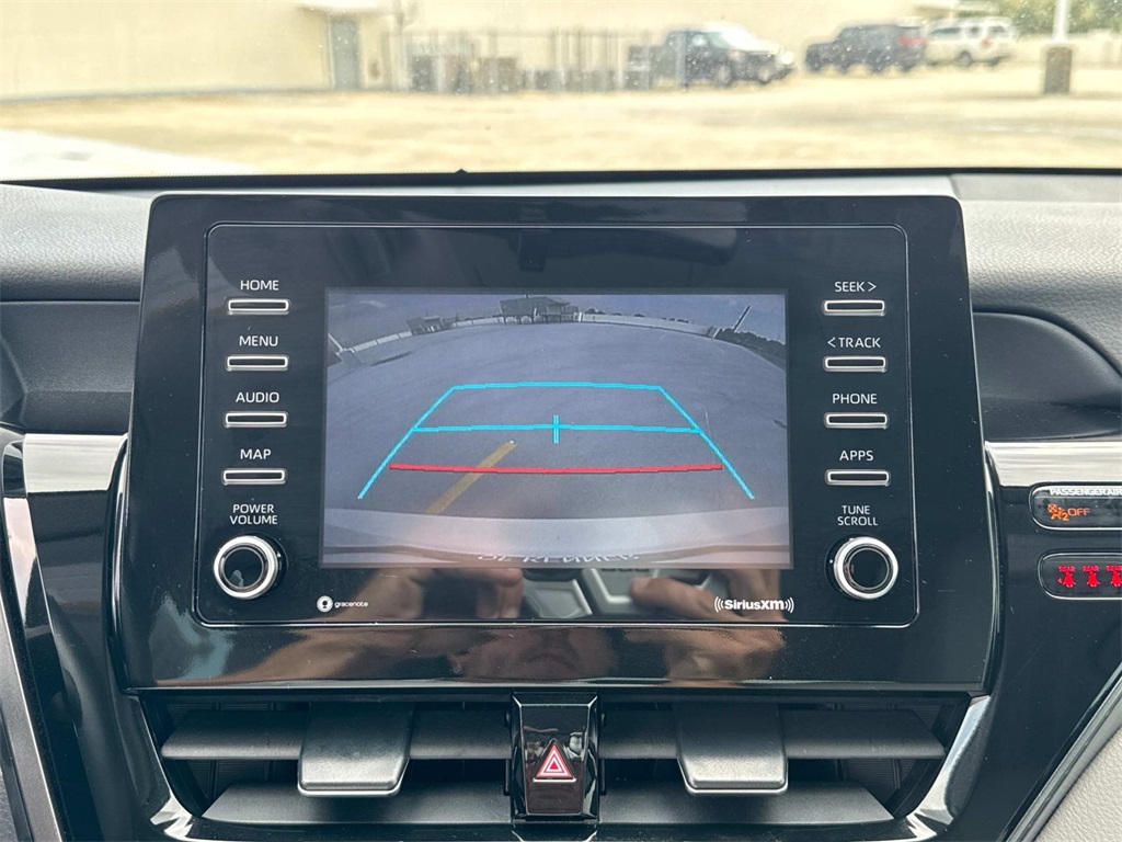 2023 Toyota Camry SE photo 24