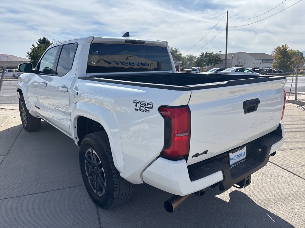 2024 Toyota Tacoma TRD Sport photo 7