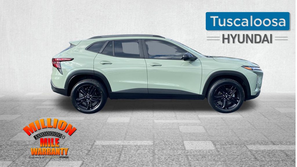 2025 Chevrolet Trax ACTIV photo 9