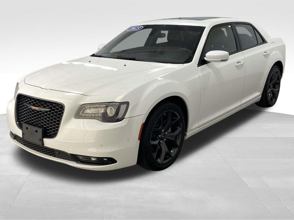 2023 Chrysler 300 S photo 4