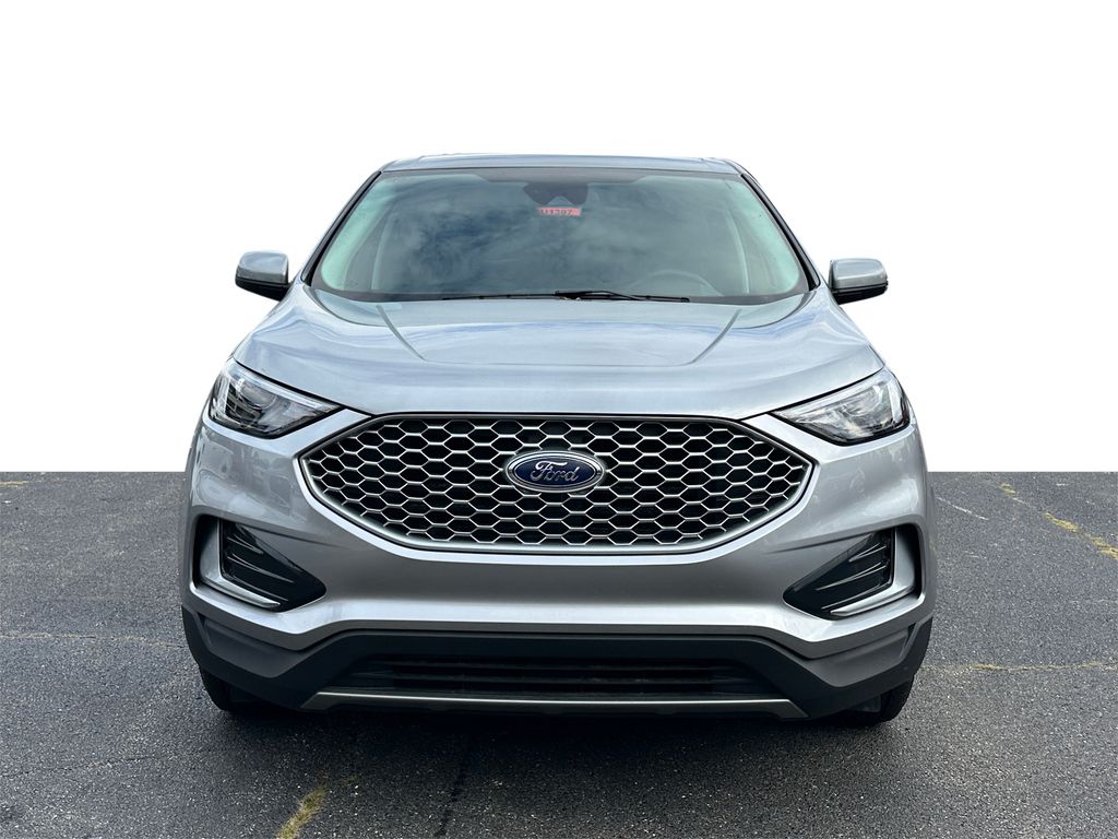 2024 Ford Edge SEL photo 3