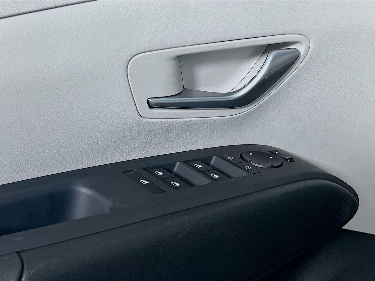 2025 Hyundai Tucson SEL Convenience photo 17