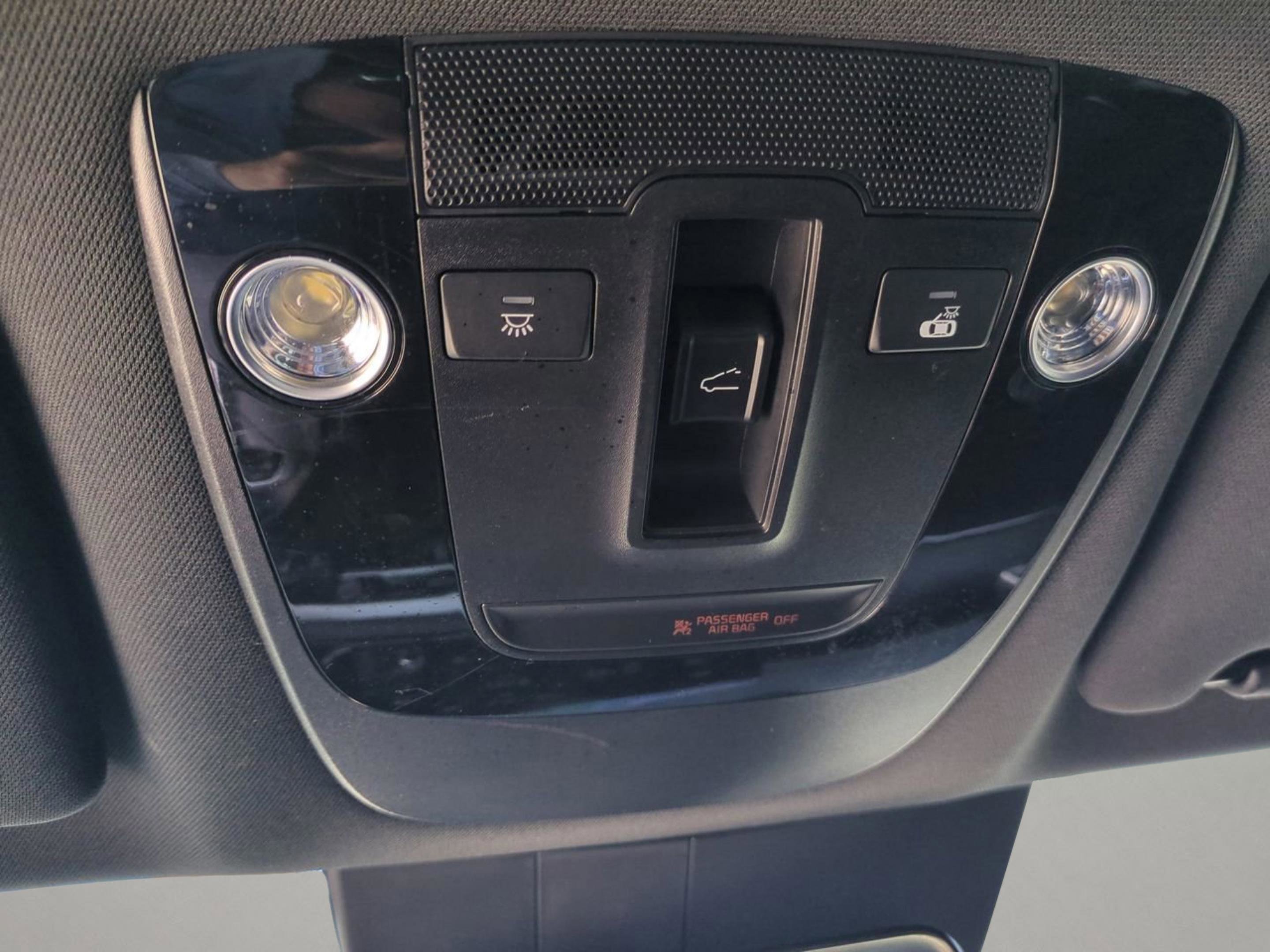 2021 Kia K5 GT-Line photo 22